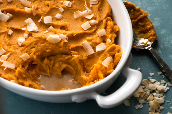 slagroom zoete aardappelen met kokosmelk en vanille bonen