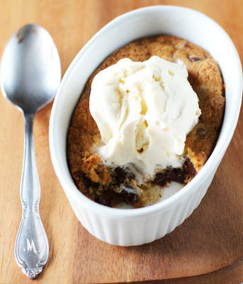 deep-dish chocolate chip cookies