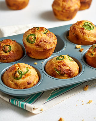 jalapeño cheddar maïsbrood muffins