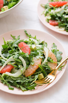 grapefruit en avocado wintersalade